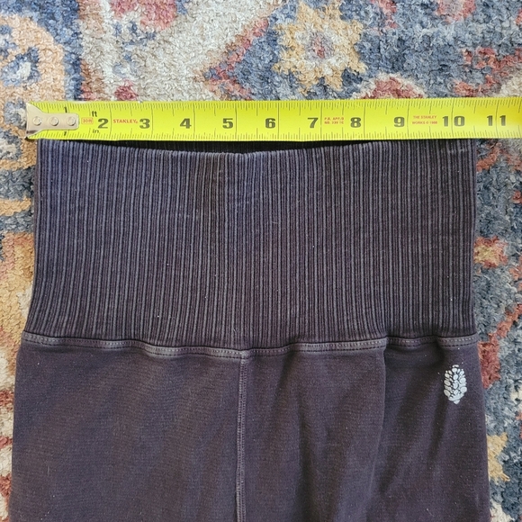 Free People Good Karma Leggings Size XS/SMALL 7/8 Length Logo‎ - Picture 6 of 12
